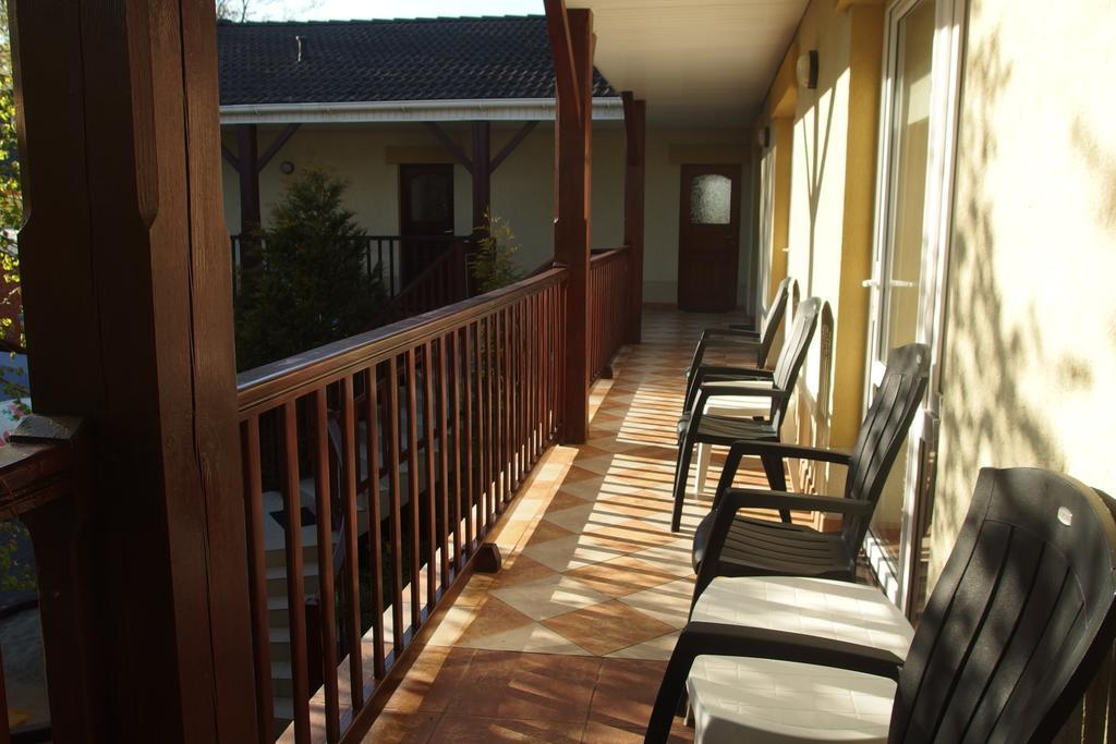 Patio Apartamenty I Pokoje Ниешорце Екстериор снимка