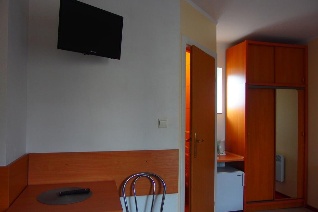 Patio Apartamenty I Pokoje Ниешорце Екстериор снимка